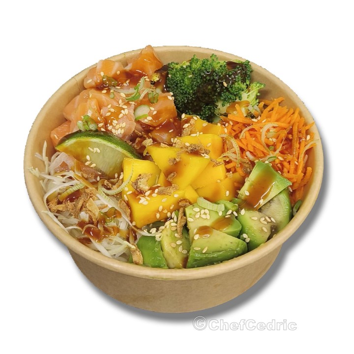 Poké saumon mariné sauce hawaïenne